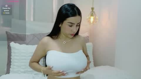 Malak Haddad online show from 03.13.26