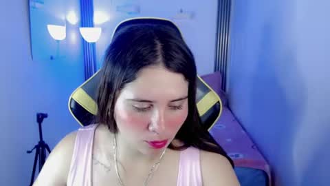 Snapshot of malak_power chatting on 06.12.26 MALAK online show from 06.12.26