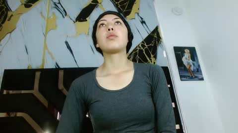 malejacs01 online show from 09.30.25