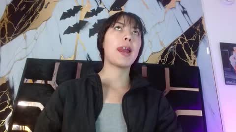 malejacs01 online show from 11.06.25