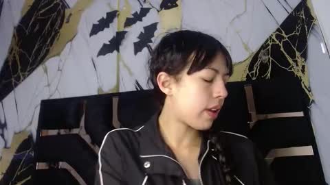 malejacs01 online show from 12.15.25