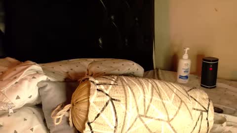 Snapshot of malekthick chatting on 11.29.25 malekthick online show from 11.29.25