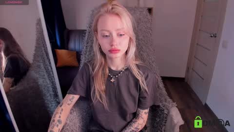 Snapshot of malenaernman chatting on 02.06.26 Malena online show from 02.06.26