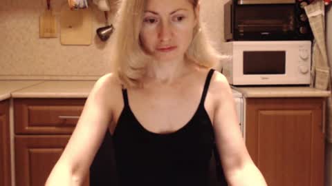 Snapshot of malenamila chatting on 02.13.26 Malena online show from 02.13.26