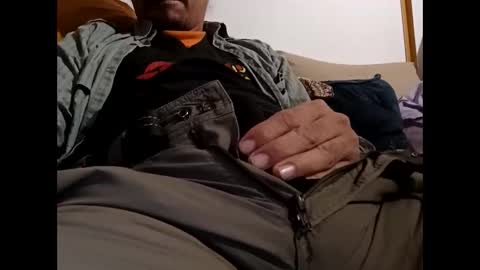 Snapshot of malenchanted chatting on 11.10.25 malenchanted online show from 11.10.25