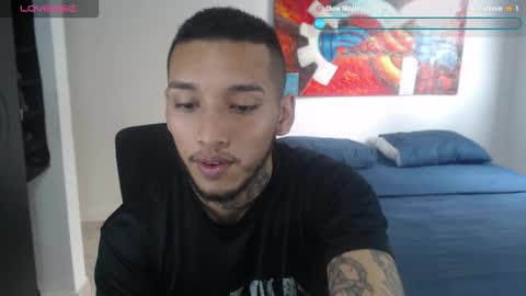 Snapshot of malikzzain chatting on 11.01.25 Zain Malik online show from 11.01.25