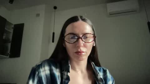 Snapshot of malina568708 chatting on 02.11.26 malina568708 online show from 02.11.26