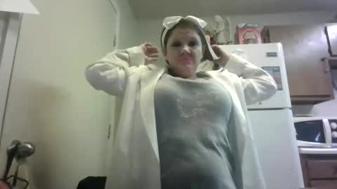 Snapshot of malinda702 chatting on 01.10.25 malinda702 online show from 01.10.25