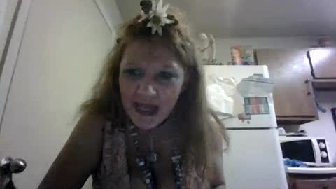 Snapshot of malinda702 chatting on 11.02.25 malinda702 online show from 11.02.25