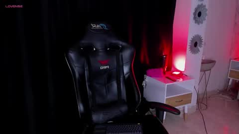 mallory_dietlinde online show from 03.12.25