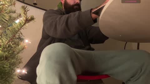 Snapshot of mamamylaramu chatting on 12.13.24 mamamylaramu online show from 12.13.24