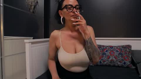 ioana love online show from 04.22.26