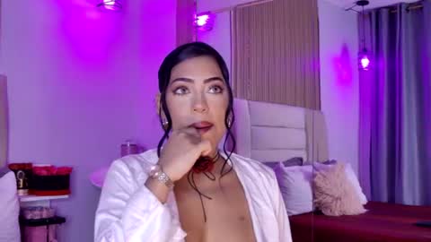 Snapshot of mami_natacha19x chatting on 06.23.26 nati online show from 06.23.26