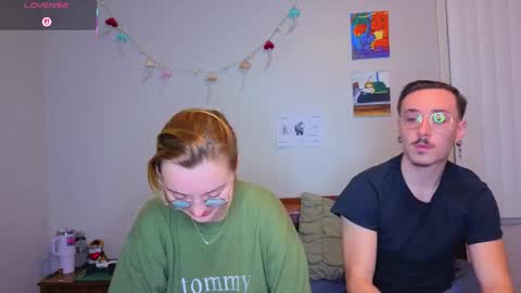 MamiCloudz online show from 10.18.25