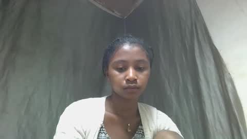 mamieriela online show from 04.18.26