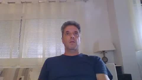 Snapshot of man211172 chatting on 09.28.25 man211172 online show from 09.28.25