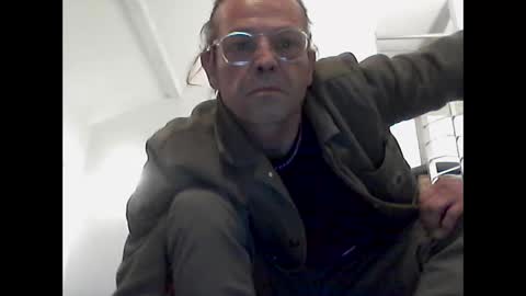 man38110 online show from 03.09.25