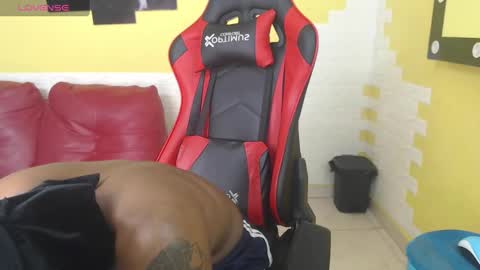 man_san11 online show from 12.29.24