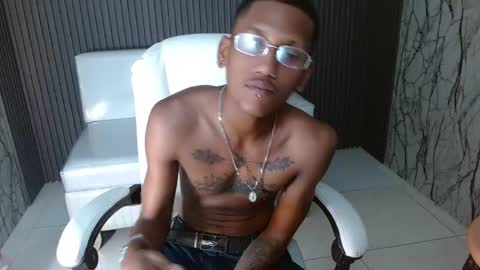 man_san11 online show from 10.12.25