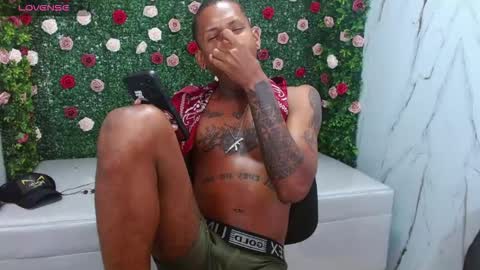 man_san11 online show from 11.12.25