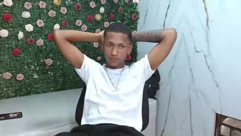 man_san11 online show from 11.30.25