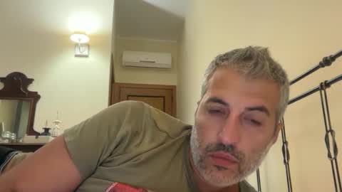 Snapshot of manager82 chatting on 09.22.25 manager82 online show from 09.22.25