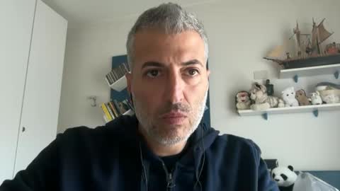 Snapshot of manager82 chatting on 10.06.25 manager82 online show from 10.06.25