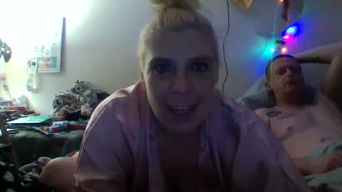 Snapshot of mandilube39 chatting on 01.22.25 mindy22 online show from 01.22.25
