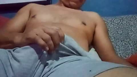 Snapshot of mandrilo7379 chatting on 10.26.25 mandrilo7379 online show from 10.26.25