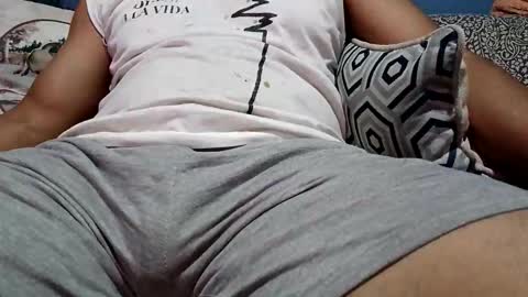 Snapshot of mandrilo7379 chatting on 12.05.25 mandrilo7379 online show from 12.05.25