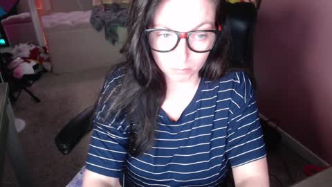 Snapshot of mandybabyxxx chatting on 12.31.24 MandyBabyXXX online show from 12.31.24