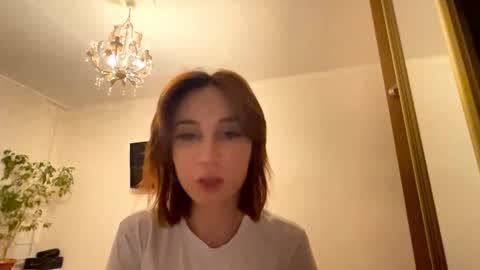 Snapshot of mandykarth chatting on 12.03.25 Mia online show from 12.03.25