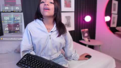 manelyk_evanss online show from 11.28.25