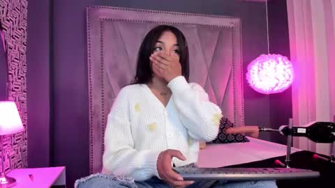 manelyk_evanss online show from 02.13.26