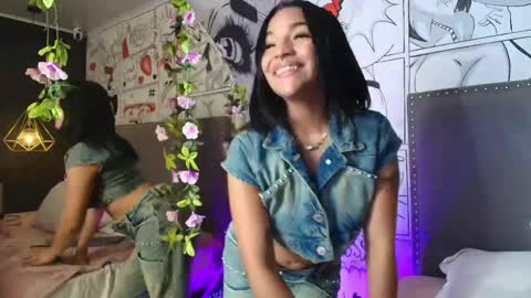 manelyk_evanss online show from 05.13.26