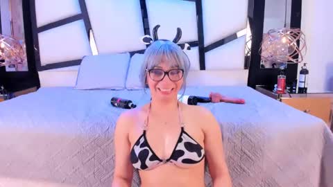 Manelyk online show from 05.25.26