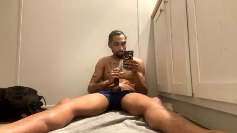 Snapshot of mani4sexy chatting on 01.17.25 Mani4sexy online show from 01.17.25