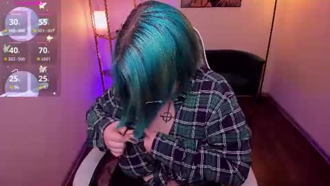 manic_pixie_ online show from 06.10.26