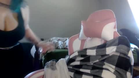 ManicPixiePop online show from 12.04.25