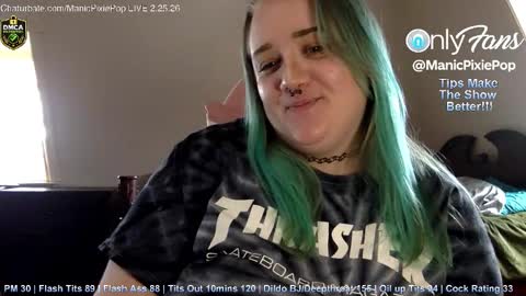 Snapshot of manicpixiepop chatting on 02.25.26 ManicPixiePop online show from 02.25.26