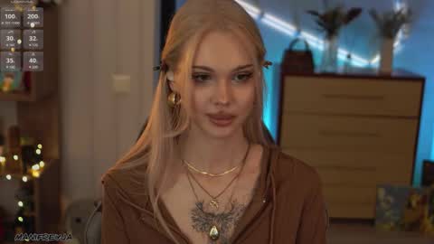 Snapshot of manifreyja chatting on 03.26.26 Amelie online show from 03.26.26