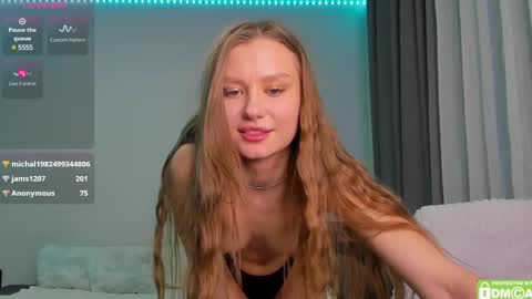 Snapshot of manita_misti chatting on 03.12.25 Manita online show from 03.12.25