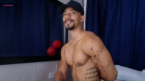 Manolo Hot 1 online show from 02.03.25