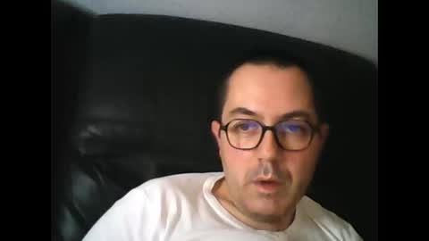 Snapshot of manu5933 chatting on 12.19.24 manu5933 online show from 12.19.24