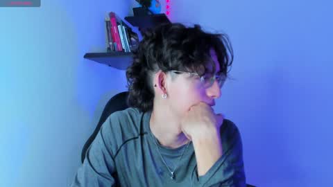 Manuel online show from 01.23.25