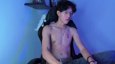 Manuel online show from 01.25.25