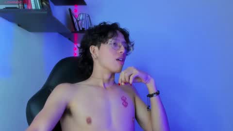 Manuel online show from 02.12.25