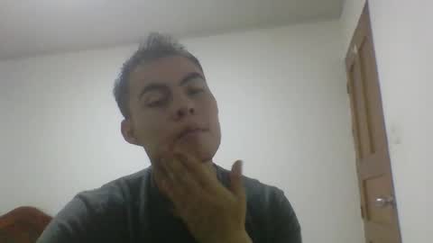 Snapshot of manuel9810 chatting on 09.29.25 manuel9810 online show from 09.29.25