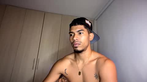 Manuel online show from 12.08.24