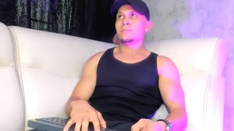 Manuel online show from 09.21.25